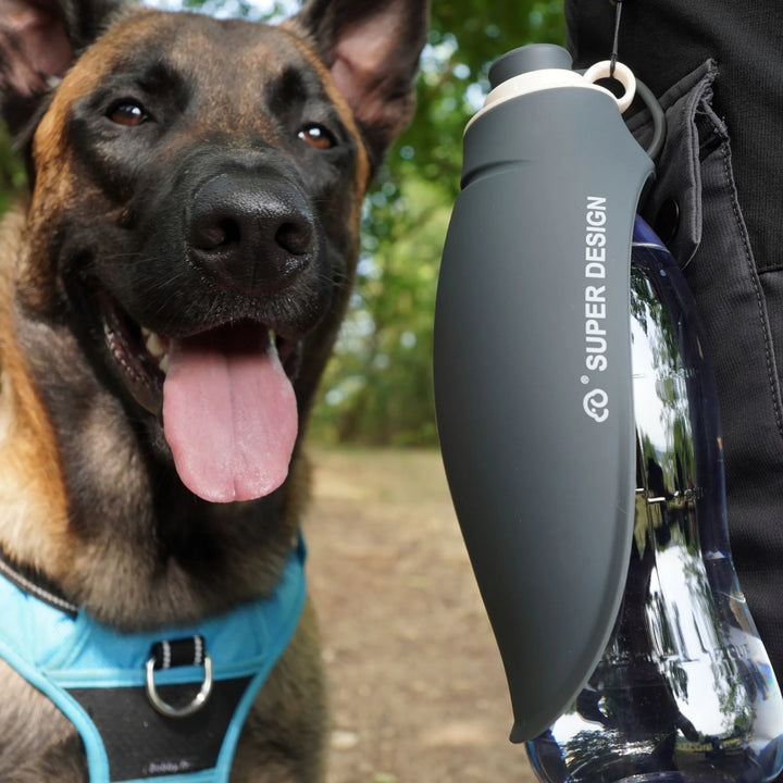 gourde pour chien noire 580 ml, bol intégré, vue de face