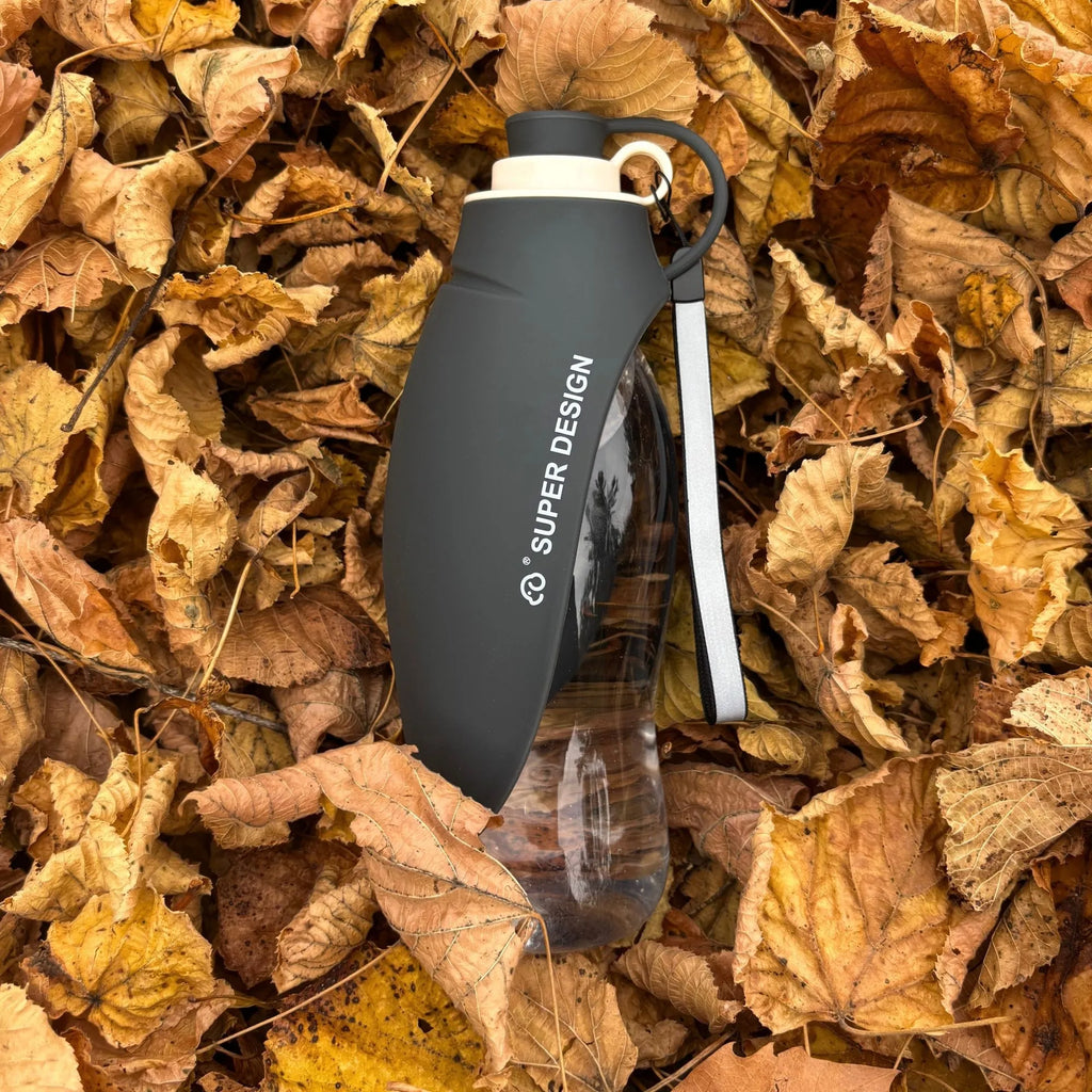 gourde pour chien noire 580 ml, bol intégré, vue de face